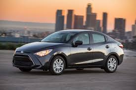 El toyota yaris sedan r esta listo y sale con su primer embarque, ya te lo contábamos hace poco, que toyota había comenzado con la producción del toyota yaris r (scion ia en eu) y el día 19 de agosto comenzó la exportación. 2017 Toyota Yaris Ia Vs Mazda 2 Sedan See Differences In Photo Comparison