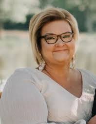 Shirley Sandlin's Instagram, Twitter & Facebook