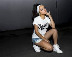 Looking for the best wallpapers? Becky G Hd Wallpaper Hintergrund 2048x1639