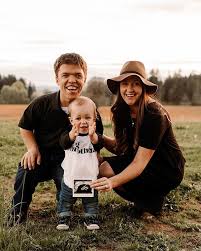 The Day We Brought Murphy Home We Can T Wait To Share It With You These Two Have Been Buds Si Tori Roloff Little People Big World Baby Announcement Pictures