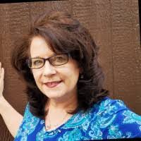 Christina Bricker's Instagram, Twitter & Facebook