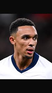 🚨 𝐁𝐑𝐄𝐀𝐊𝐈𝐍𝐆: Trent Alexander Arnold has arrived in Madrid. Tomorrow  will be the TRENT DAY. (El Chiringuito TV)
