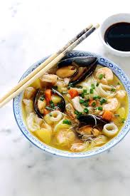 Soupe Au Poulet Fruits De Mer Vermicelles Sans Gluten Recette Soupe Poulet Repas Avec Poulet Repas Facile Et Rapide