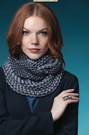 #04 Tuck Stitch Cowl pattern by Nancy Marchant