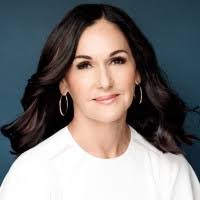 60+ "Lisa Ea" profiles