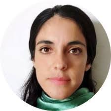 Amelia Arreguin's Instagram, Twitter & Facebook