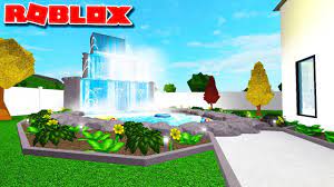 Using the gardening skill, players can grow noobish hedge sculptures at level 8 for $600 and subsequently harvest it for $840. Creating My Garden On Bloxburg Roblox Youtube