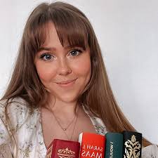 Top 40 Literary Fiction Influencers in 2025