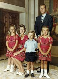 Los populares ven disparatado recortar el presupuesto de la casa real tumba las enmiendas de izquierda plural, upyd. Foto Oficial Familia Real Dona Sofia Familias Reales Celebridades