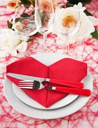 Servietten Falten Fur Die Hochzeit Top 10 Ideen Tipps Beispiele Servietten Falten Hochzeit Tisch Dekorieren Servietten