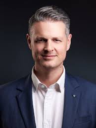 Christopher Richardson