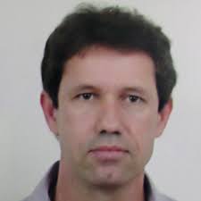 Angie Varona shared a memory.