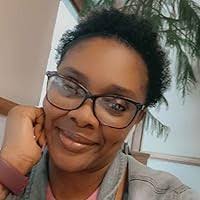 Stephanie Giese's Instagram, Twitter & Facebook