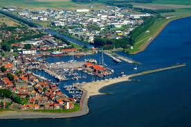 En de afleveringen zijn natuurlijk online terug te. Urk Harbor In Urk Netherlands Harbor Reviews Phone Number Marinas Com