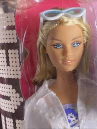 Las mejores ofertas en Muñecas Mattel Teresa caucásico, ropa y accesorios