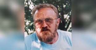 Leslie Stover's Instagram, Twitter & Facebook