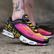 Pin On Sneakers