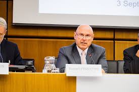 File:Daniel Pinkston