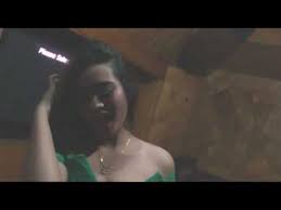 Terlebih menjadi penyanyi dangdut yang kerap dicap negatif oleh sebagian orang. Download Anggun Cantika Hot Pembuatan Video Klip Daily Movies Hub