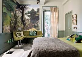 Au regard de la loi, tenir une chambre d'hôtes signifie mettre en location au bénéfice des touristes une partie de sa résidence ou des bâtiments immédiats y attenants. Une Maison D Hotes 100 Home Made En Ardeche Elle Decoration