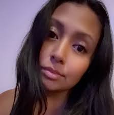 Lost Phone in Loveland with Light Pink Rhinestone Case