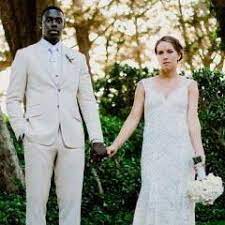 Lauren holiday has 50,000 more followers on twitter than her husband jrue holiday. Jrue Holiday To Miss Start Of Season As Pregnant Wife Lauren Holiday Faces Brain Surgery Pelicans Nola Com