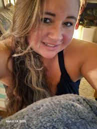 Post a selfie with you're age. I'll go first .... I'm 34. ~ Cody Bret