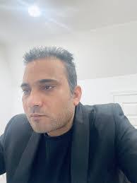 Daniel Sicinski's Instagram, Twitter & Facebook