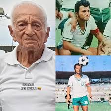 TÉCNICO UNIVERSITARIO....año 1988.⚽️ Parados desde la izquierda: Manuel  Villegas, Hugo Navarro, Edison Arías, Mera y Oscar Achilier. Cuclillas: José  Oleas, José Murillo, Gorky Revelo, Fausto Delgado, Alcides de Oliveira y el  delantero