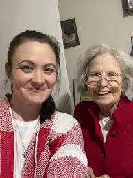 June Fenn is an absolute legend! She's 91 this year and to celebrate she's  abseiling down the Spinnaker Tower in Portsmouth in aid of  "Dementia-Friendly Alton". If you don't know June, she