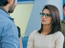 Kuch rang pyar ke aise bhi (transl. Kuch Rang Pyar Ke Aise Bhi 5 Times When Erica Fernandes As Sonakshi Created Style Statement With The Col Erica Fernandes Short Brown Hair Prettiest Actresses