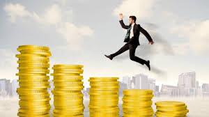 Evinizdeki, ofisinizdeki, yaşadığınız mekânlardaki, dolapta, mutfakta tüm eskimiş ve kullanmadığınız ne varsa kolilere koyup ihtiyacı olanlara verin. Bolluk Ve Bereketi Hayatinizin Parcasi Yapmaniz Icin 5 Ipucu 2 Uplifers