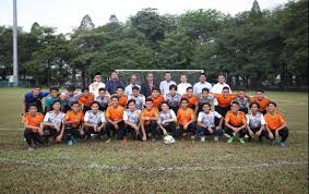 Selamat tahun baru 2008 diucapkan kepada semua warga smk seksyen 18 shah alam. Padang Bola Smk Seksyen 18 Selesai Dinaik Taraf