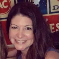 Carrie Carnes's Instagram, Twitter & Facebook