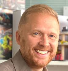 Philip Kaye's Instagram, Twitter & Facebook