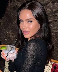 Caught red-handed @chateaumarmont