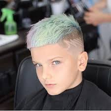 The boyish haircut is something we can say that's been around for decades, depending on what your definition of boyish is. 60 Cool Short Hairstyle Ideas For Boys Parents Love These
