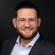 upsidecapital #makinmovesinmultifamily #realestate #commercialrealestate  #multifamily #investing #passiveincome #mailboxmoney