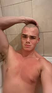 Hot Hair Shave Head Girl-55 photos of audacious bald babes