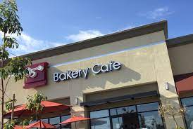 85 Degrees Bakery Cafe This Bakery Is Amazing Spring Drinks Are Only A Single 1 Mon Fri Iced Peach Green Tea Milk Spring Drink Bakery Cafe Mira Mesa