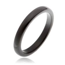 (le havre, france) le 07 oct. Achat Bague En Ceramique Noire Petit Modele Taille De Doigt 54 0 G Le Manege A Bijoux