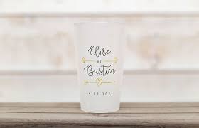 Nous vous proposons une sélection des meilleures du marché , provenant d'italie et d'espagne. Gobelets Personnalises Mariage Fleche Gobelet Personnalise Mariage Cadeau Invite Mariage Petit Mariage