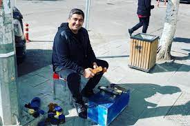 En son kars'ta okul ve öğrenci yurdu yaptıran sbk holding'in sahibi sezgin baran korkmaz, köy okullarında okuyan 5 bin öğrenciye de kışlık giysi hediye. Tprqe2a7izum4m