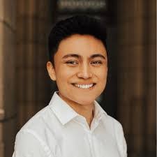 Lawrence Manzo's Instagram, Twitter & Facebook