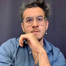 Lenin Vazquez's Instagram, Twitter & Facebook