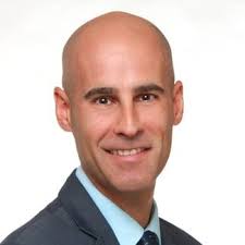 11 Poppy Ln, Levittown, NY 11756