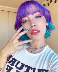 Paola Rivero's Instagram, Twitter & Facebook