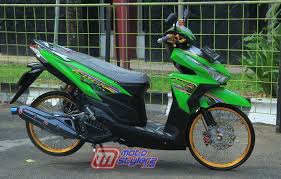 Modifikasi motor matic style babylook yang sedang otomotif jember via sofyanafandiotomotif.blogspot.com. Modifikasi Motor Vario Warna Hijau Rosaemente Com