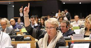 Weber renate is the author of pons german series (0.0 avg rating, 0 ratings, 0 reviews, published 2014). Portret Cine Este Renate Weber Noul Avocat Al Poporului Fost Director Al FundaÅ£iei Soros A SusÅ£inut Asaltul Psd La JustiÅ£ie Si Rusia In Parlamentul European
