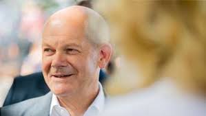 Read the full interview by dw's …. Wahl Scholz Will Merkels Job Und Stellt Umstrittener Spd Frau Ministeramt In Aussicht Politik